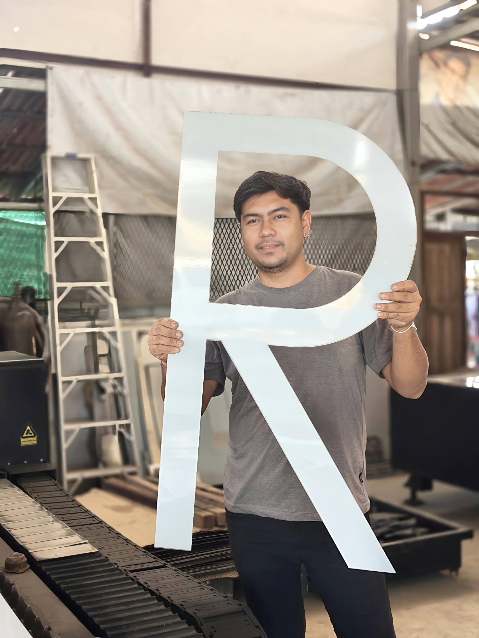 เอสพี เลเซอร์ พิษณุโลก บริงานตัดเลเซอร์สแตนเลส เหล็ก อะลูมิเนียม ครบวงจร ราคาโรงงาน