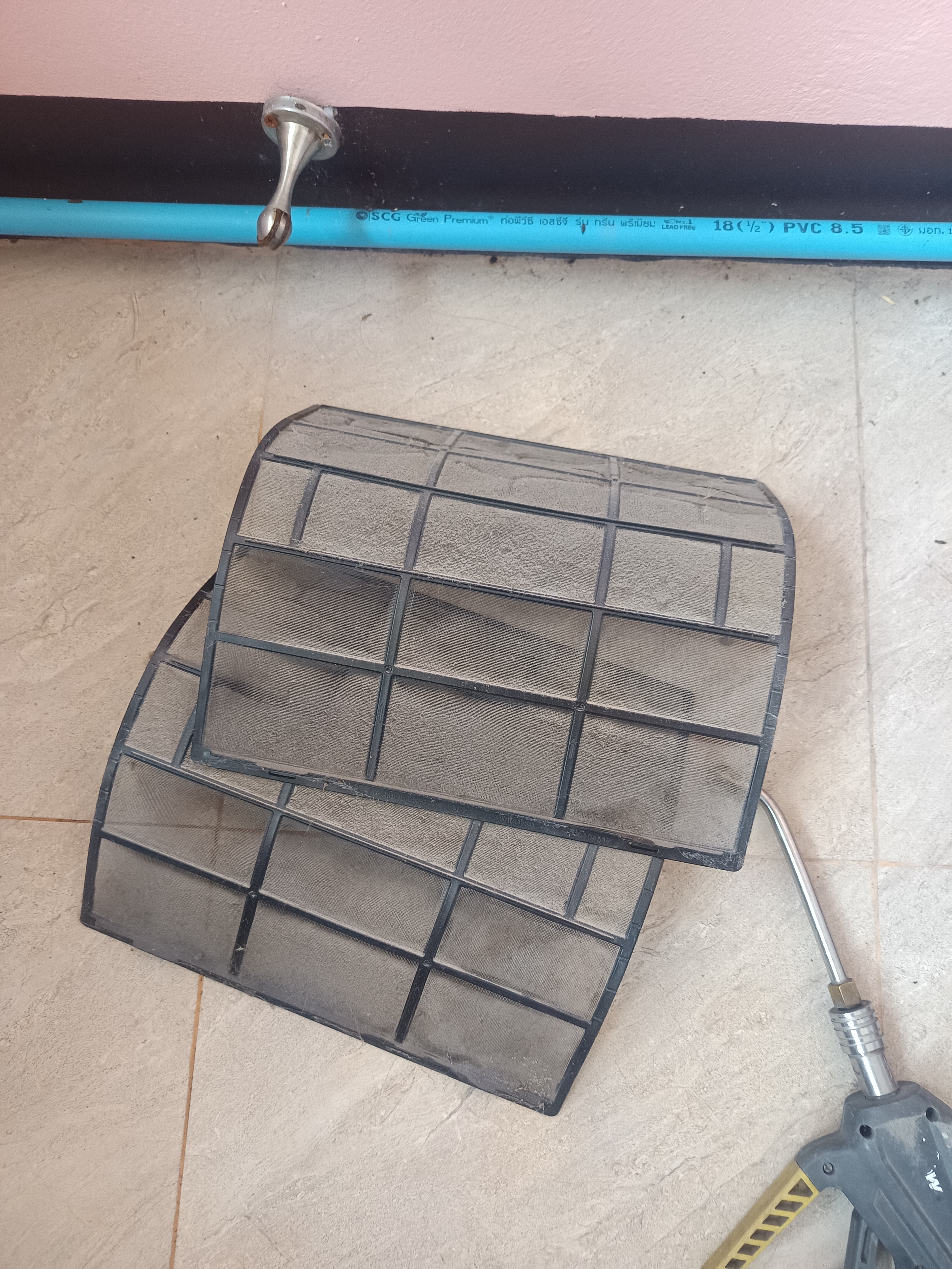 ล้างแอร์ให้ลูกค้าหอพักมั่งมีศรีสุขวังน้อย - รูปภาพผลงานที่ 1